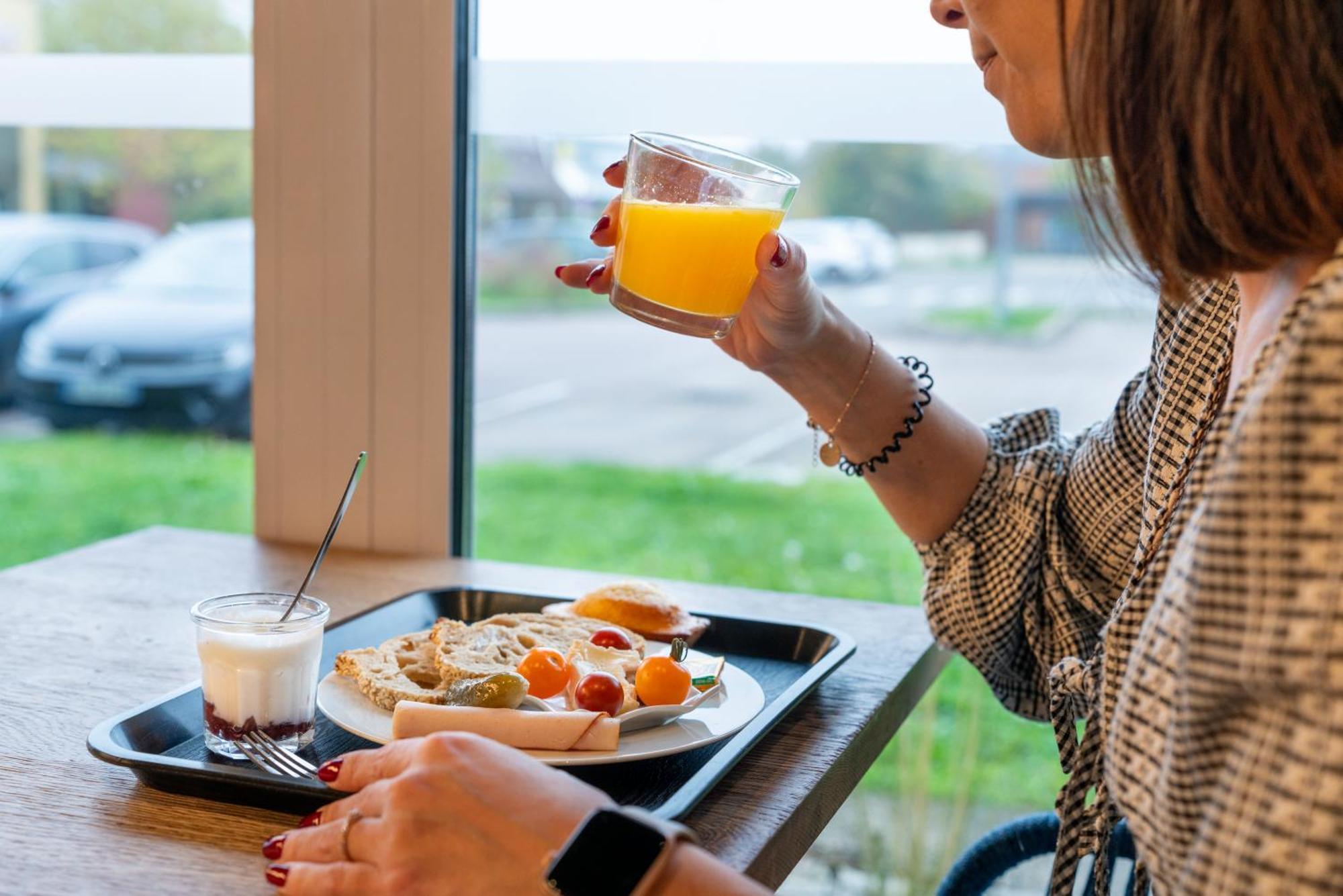 Kyriad Prestige Nord - Valmy Hotel Dijon