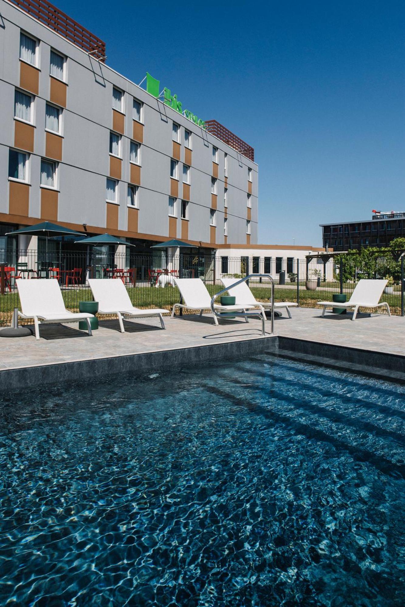 Kyriad Prestige Nord - Valmy Hotel Dijon